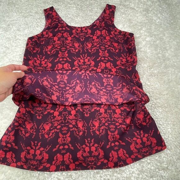 Cabi Red Cameo Print Sleeveless Blouse Top - Picture 9 of 12
